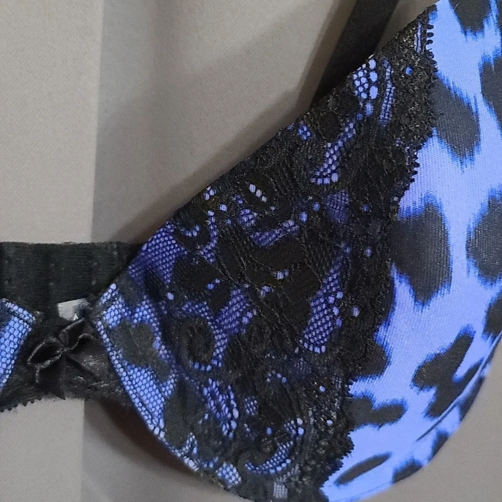 Smart & Sexy Womens‎ Bra Black/Blue Cheetah Lightly Padded Adjustable Sz 38C EUC